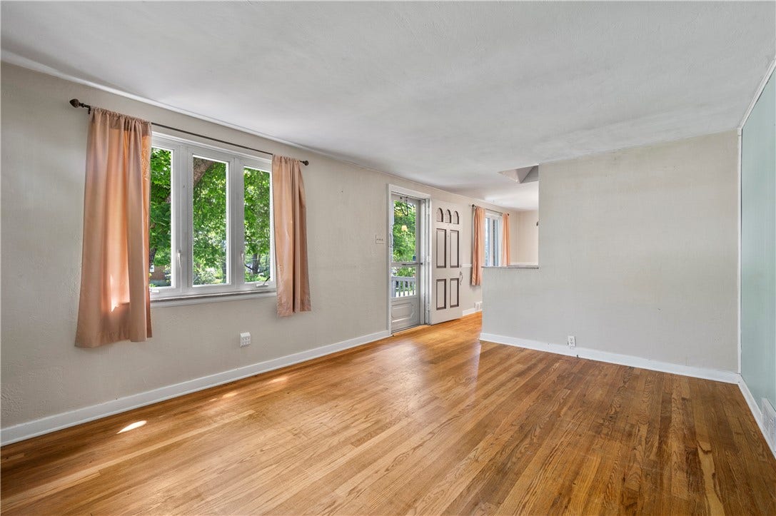 3210 Thornwood Dr, Bethel Park, PA 15102