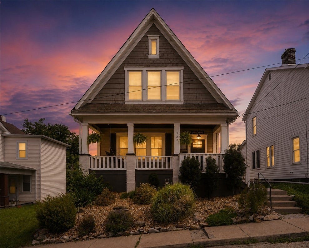 723 8th St, Irwin, PA 15642