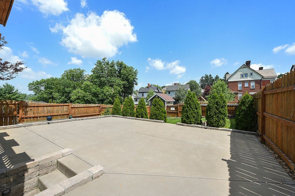 723 8th St, Irwin, PA 15642 723 8th St, Irwin, PA 15642