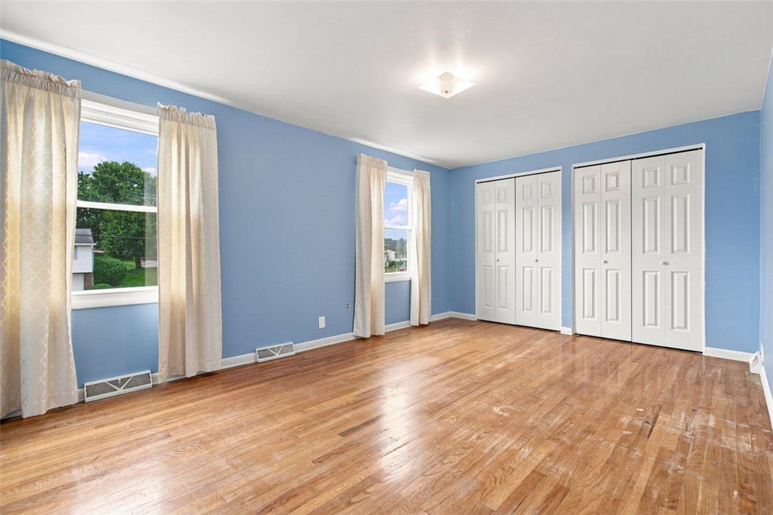 26 Mohawk, Greensburg, PA 15601