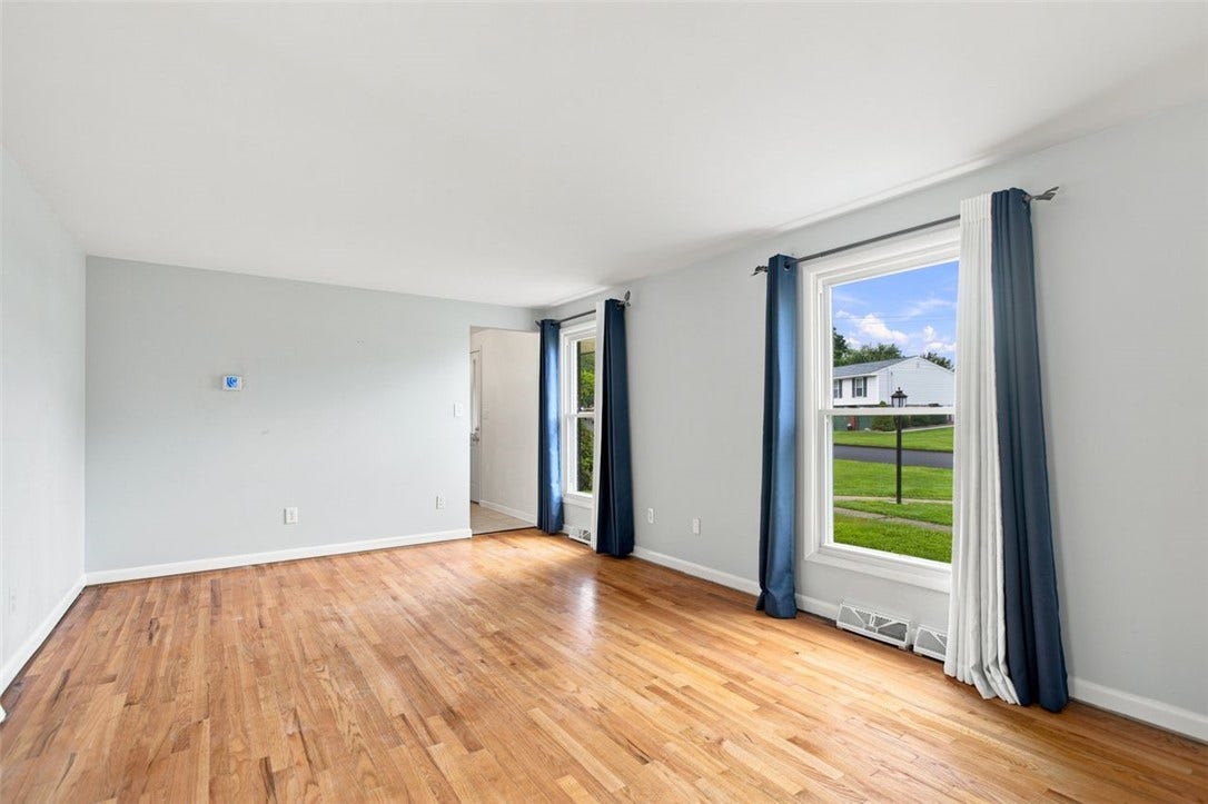 26 Mohawk, Greensburg, PA 15601