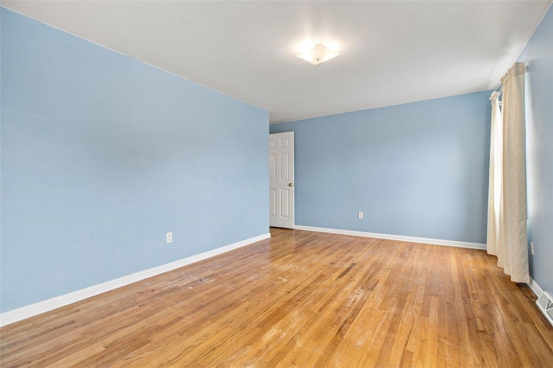 26 Mohawk, Greensburg, PA 15601