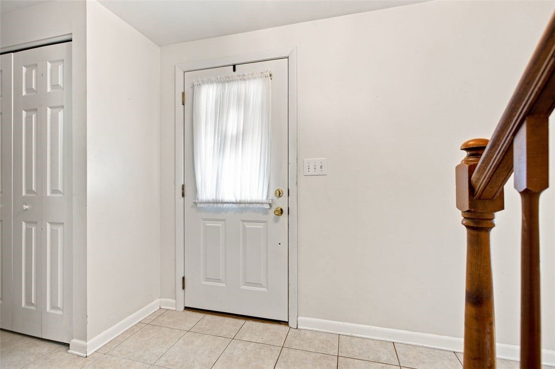 26 Mohawk, Greensburg, PA 15601