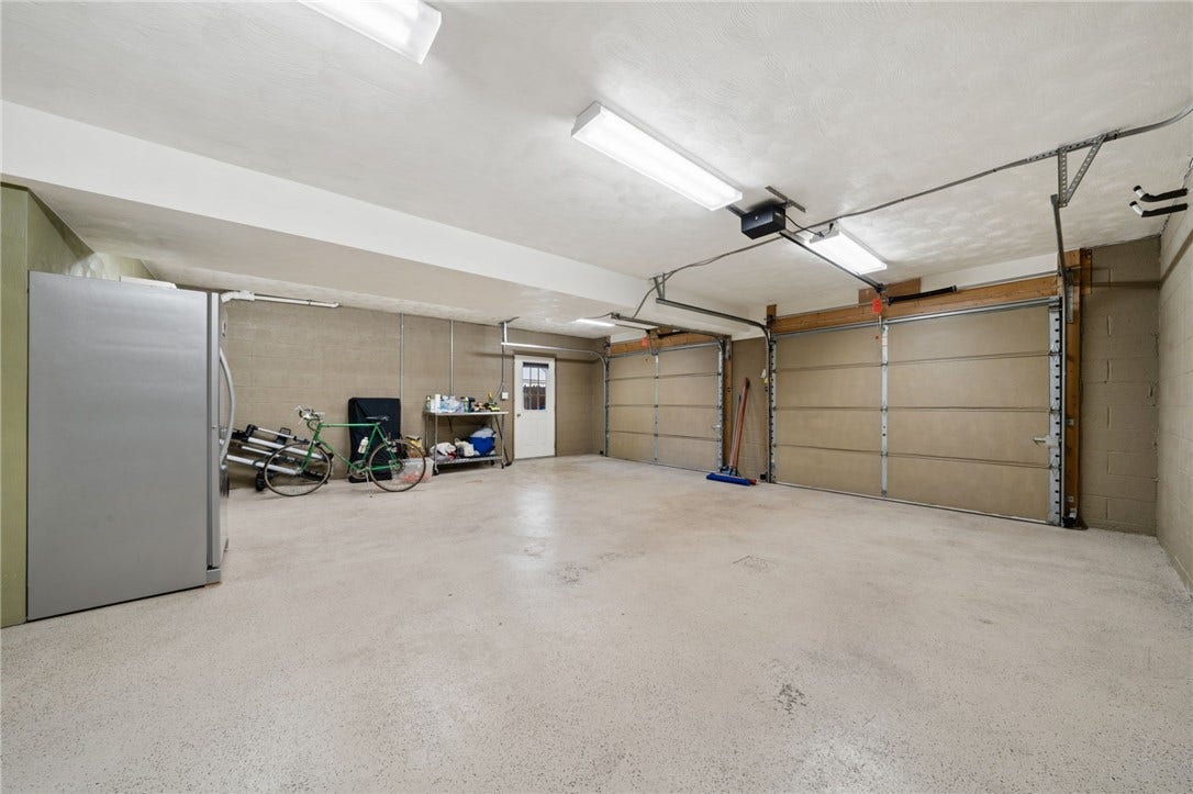 422 Primrose Drive, Greensburg, PA 15601