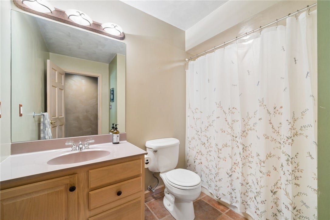 422 Primrose Drive, Greensburg, PA 15601