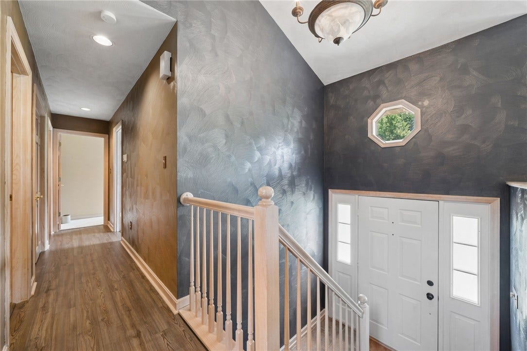 422 Primrose Drive, Greensburg, PA 15601