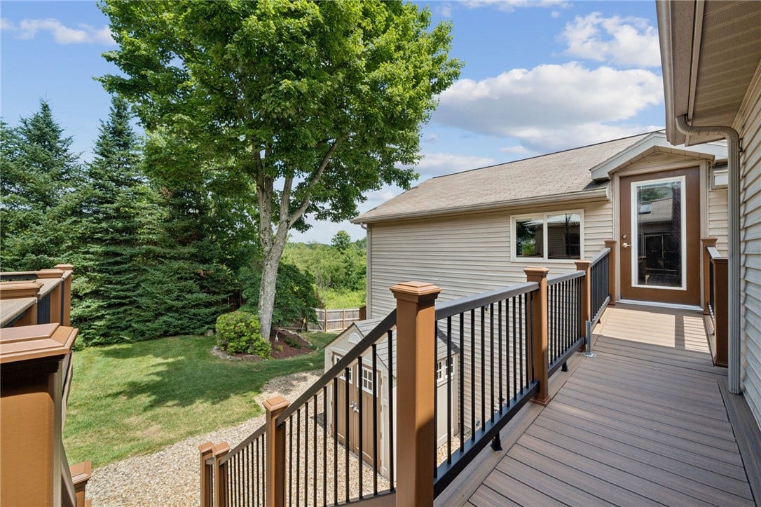 422 Primrose Drive, Greensburg, PA 15601