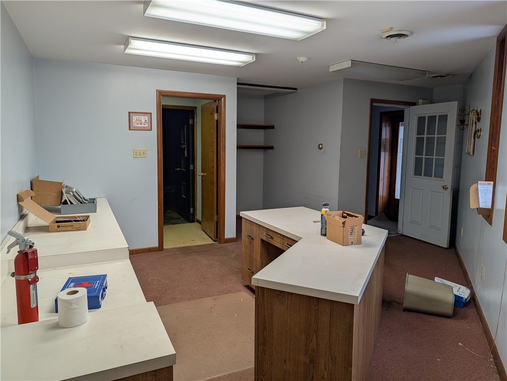 712 Magee Avenue and 8th Street, Jeannette, PA 15644