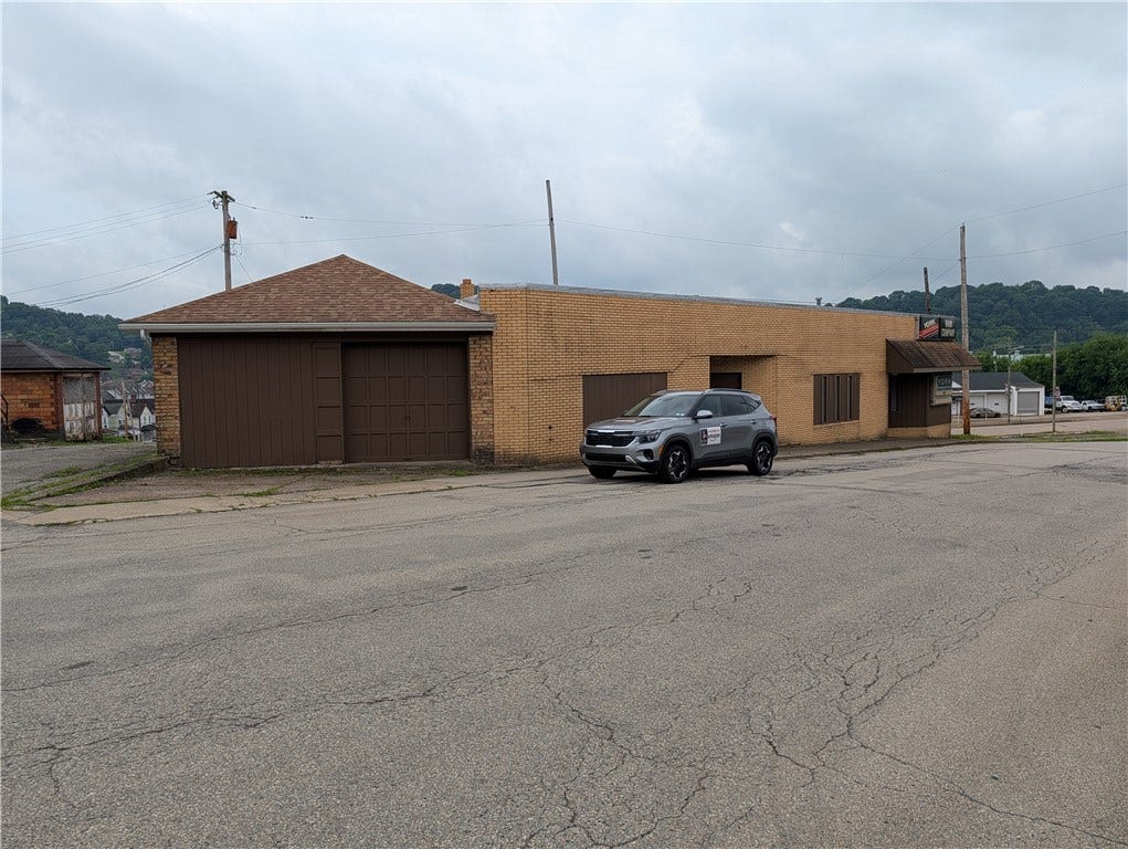 712 Magee Avenue and 8th Street, Jeannette, PA 15644