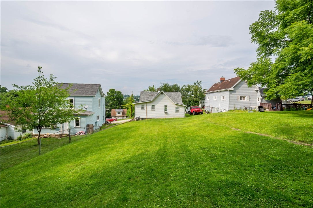 143 Bellevue St, Washington, PA 15301