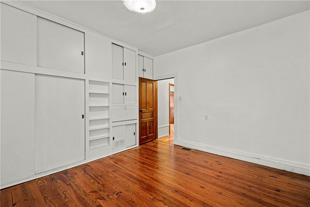 143 Bellevue St, Washington, PA 15301