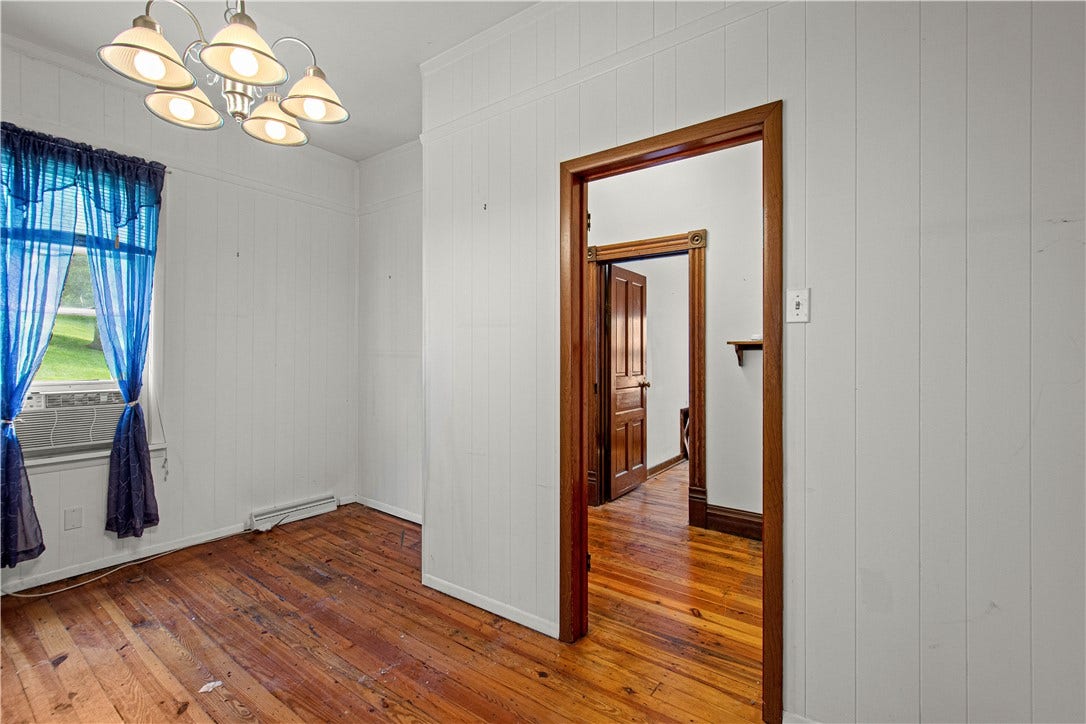 143 Bellevue St, Washington, PA 15301