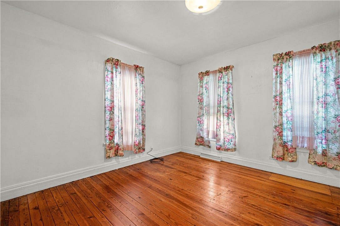 143 Bellevue St, Washington, PA 15301