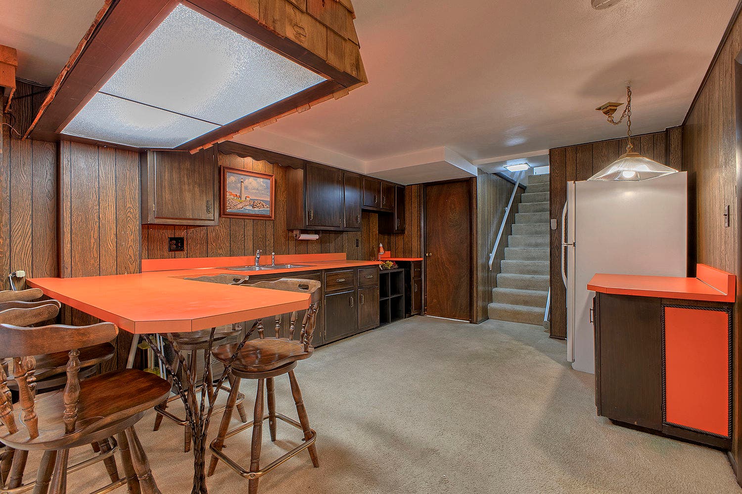 27 Dolly Avenue, Jeannette, PA 15644