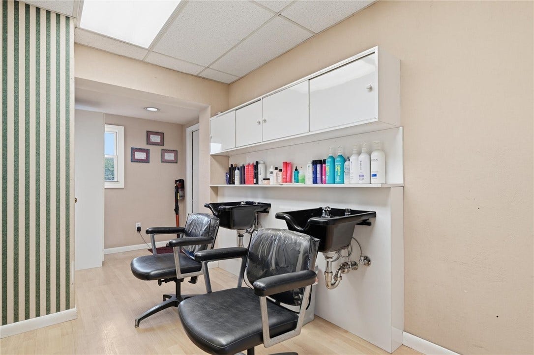 5304 Park Ave, Bethel Park, PA 15102