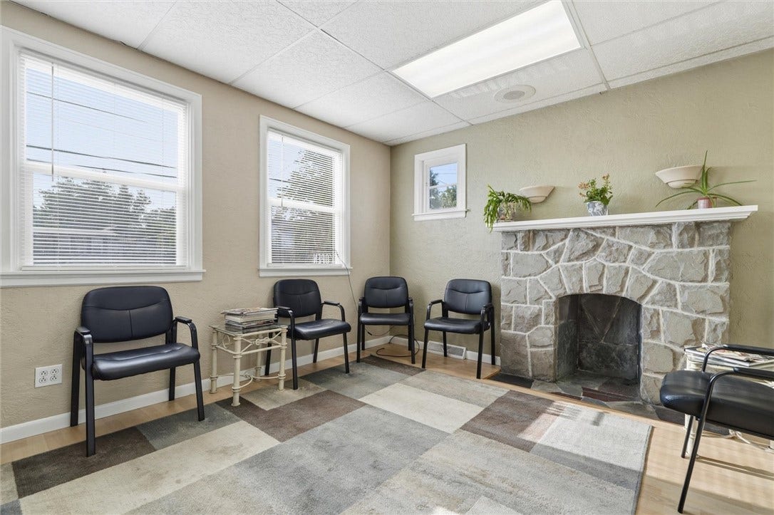5304 Park Ave, Bethel Park, PA 15102
