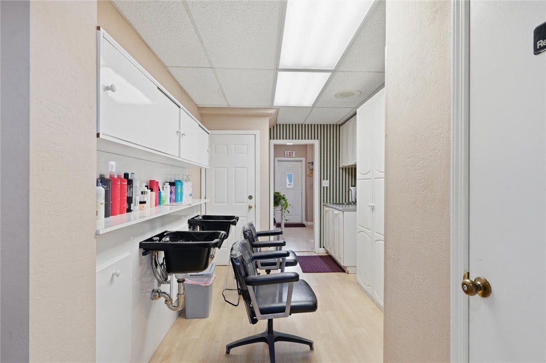 5304 Park Ave, Bethel Park, PA 15102