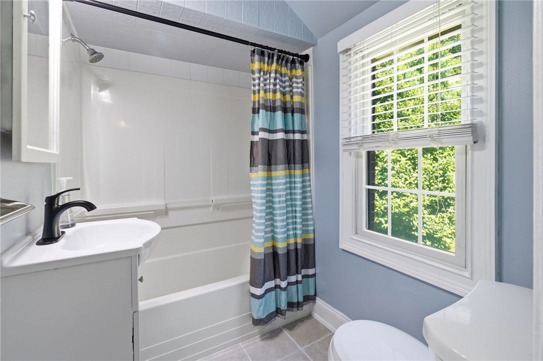 247 Mcmurray Rd, Pittsburgh, PA 15241 247 Mcmurray Rd, Pittsburgh, PA 15241