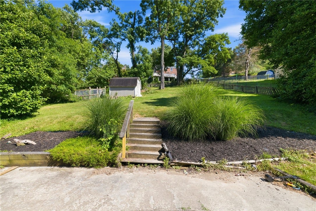 247 Mcmurray Rd, Pittsburgh, PA 15241 247 Mcmurray Rd, Pittsburgh, PA 15241