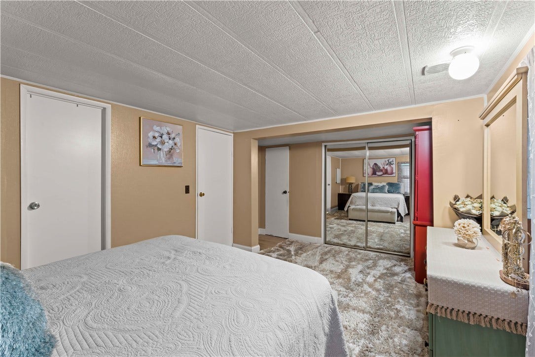 Owners Bedroom 338 Festival Road
