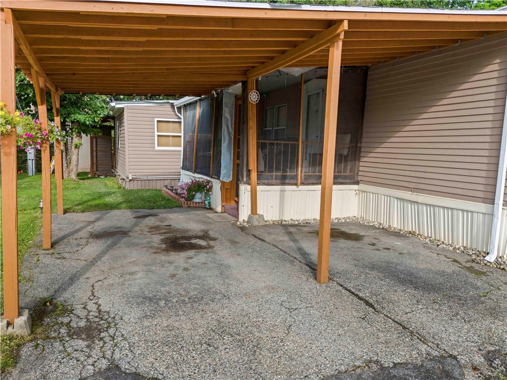 Car Port 338 Festival Road