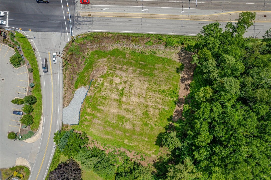 119 Willow Crossing Road, Greensburg, PA 15601