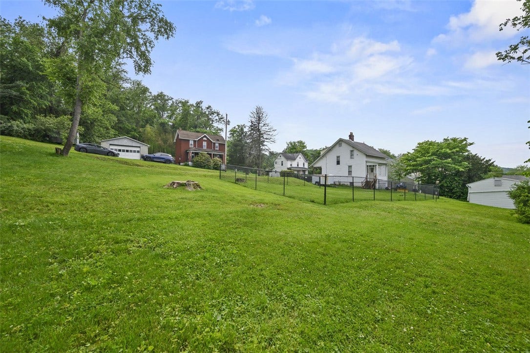 11839 Crockett St, North Huntingdon, PA 15647