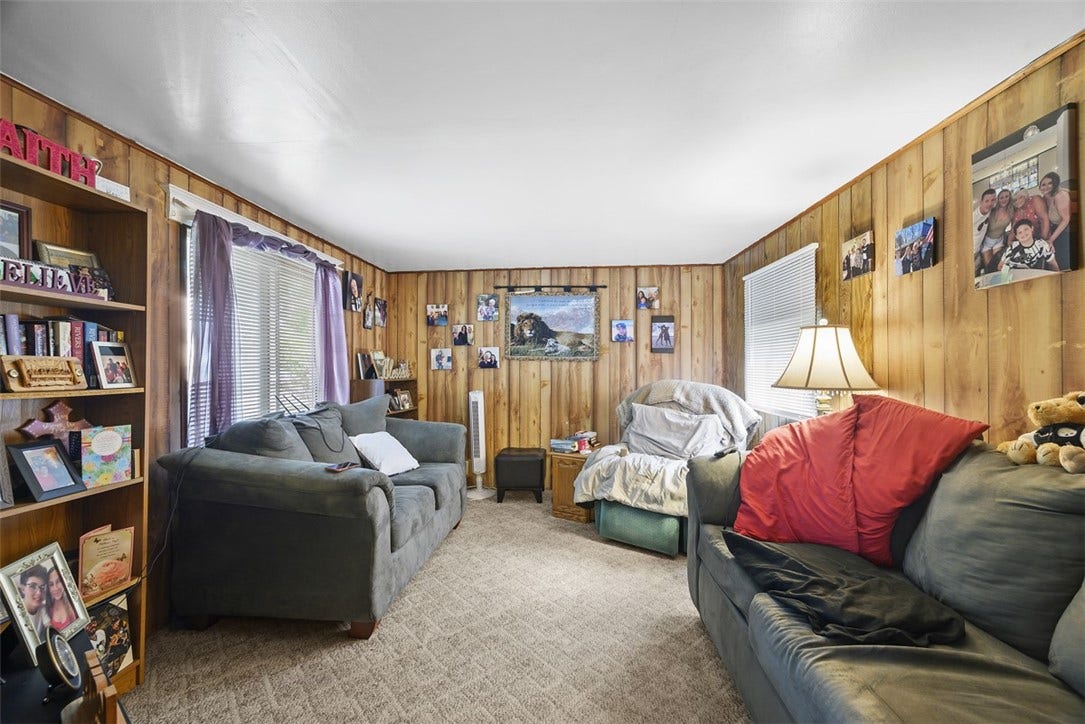 11839 Crockett St, North Huntingdon, PA 15647