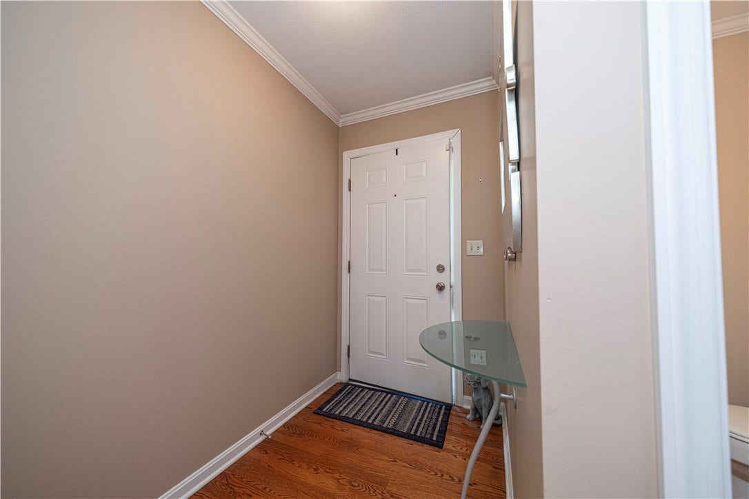 602 Berrington Ct, Bethel Park, PA 15102