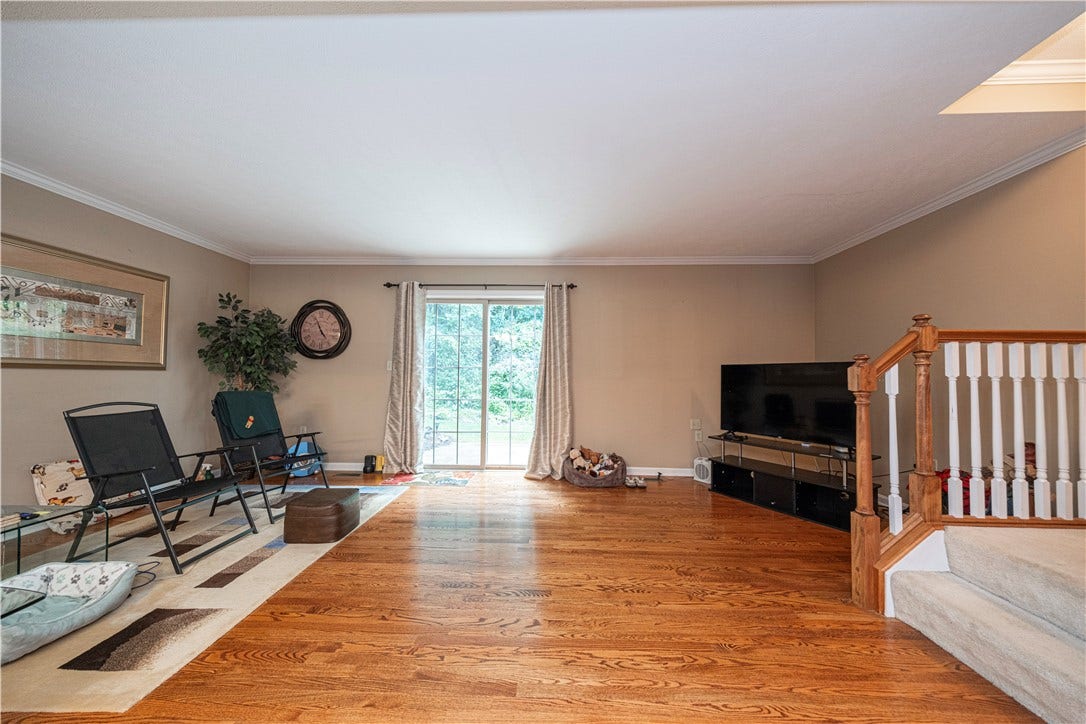 602 Berrington Ct, Bethel Park, PA 15102