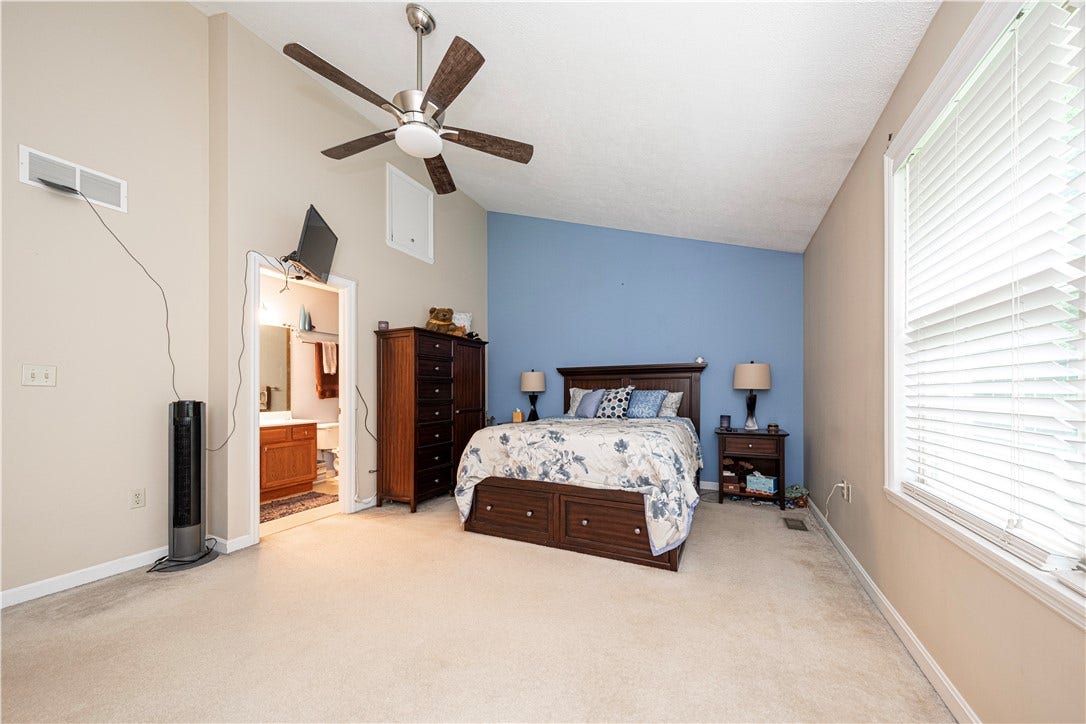 602 Berrington Ct, Bethel Park, PA 15102