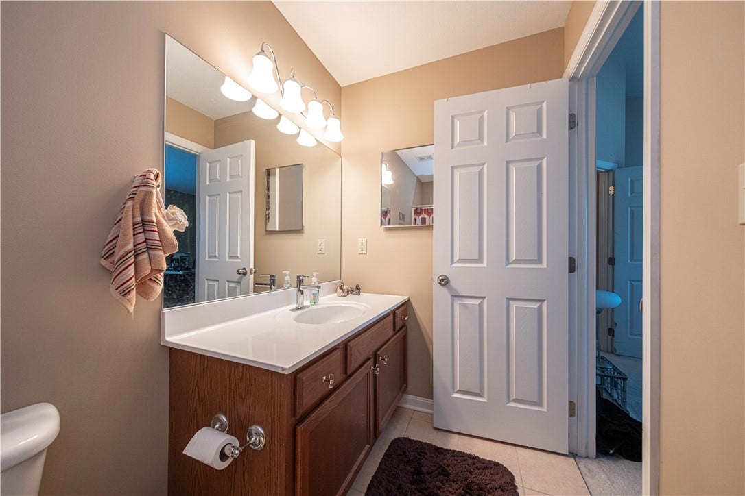 602 Berrington Ct, Bethel Park, PA 15102