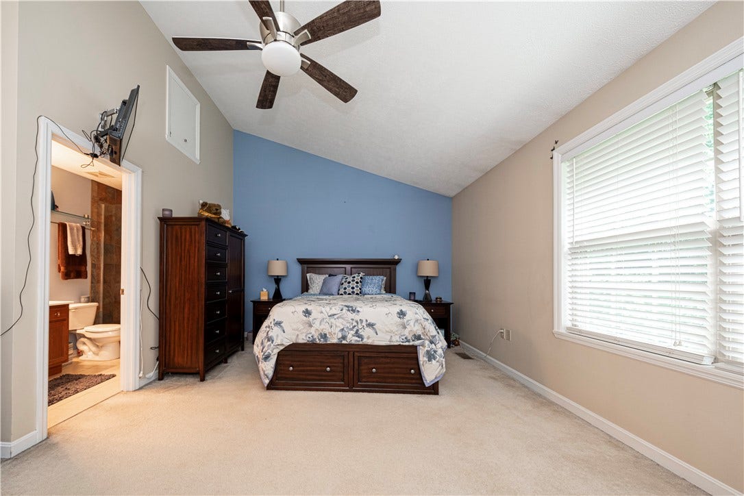 602 Berrington Ct, Bethel Park, PA 15102