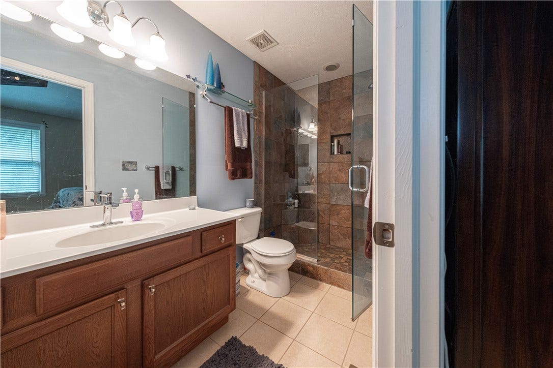 602 Berrington Ct, Bethel Park, PA 15102