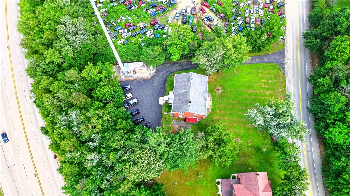 210 Tollgate Hill Rd, Greensburg, PA 15601
