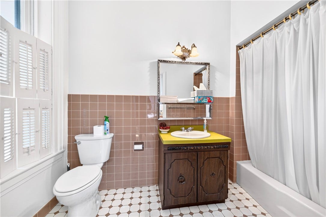 210 Tollgate Hill Rd, Greensburg, PA 15601
