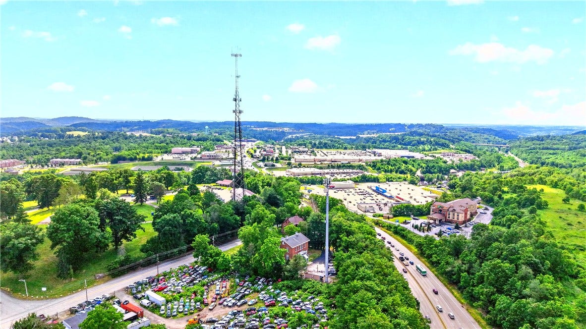 210 Tollgate Hill Rd, Greensburg, PA 15601