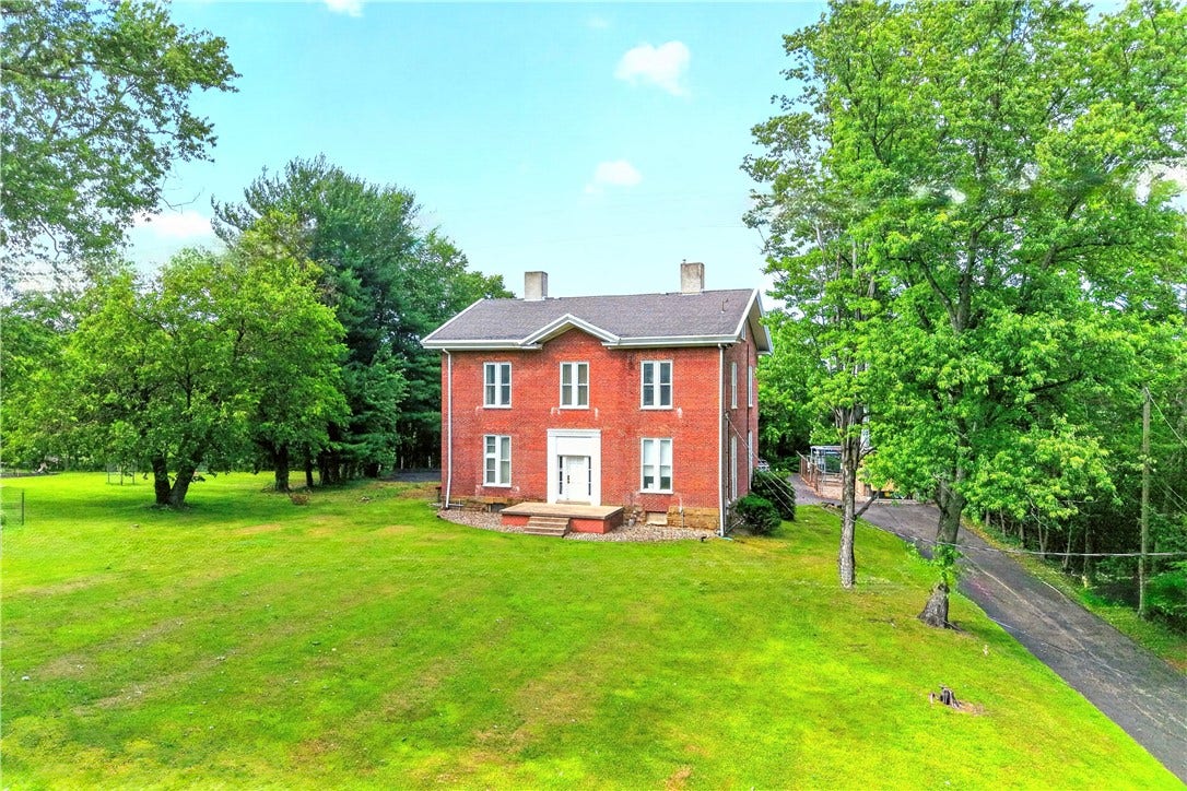 210 Tollgate Hill Rd, Greensburg, PA 15601