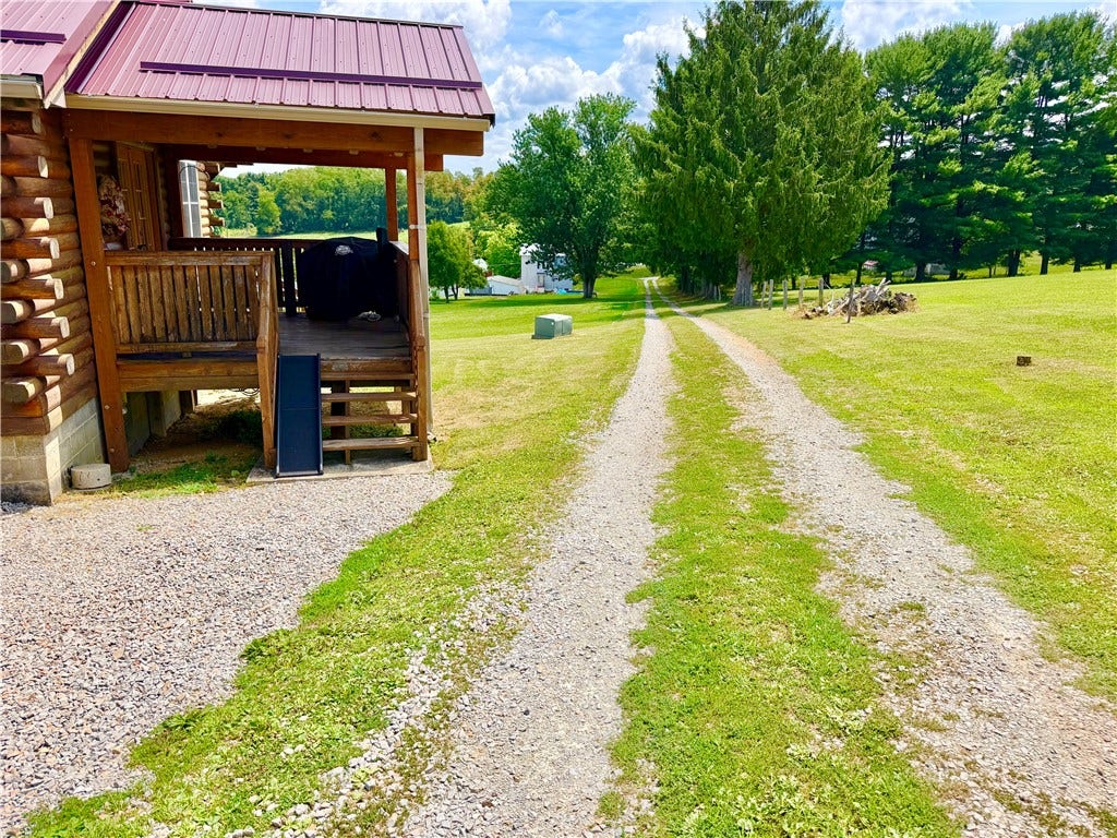 314 Denney Road, Uniontown, PA 15401