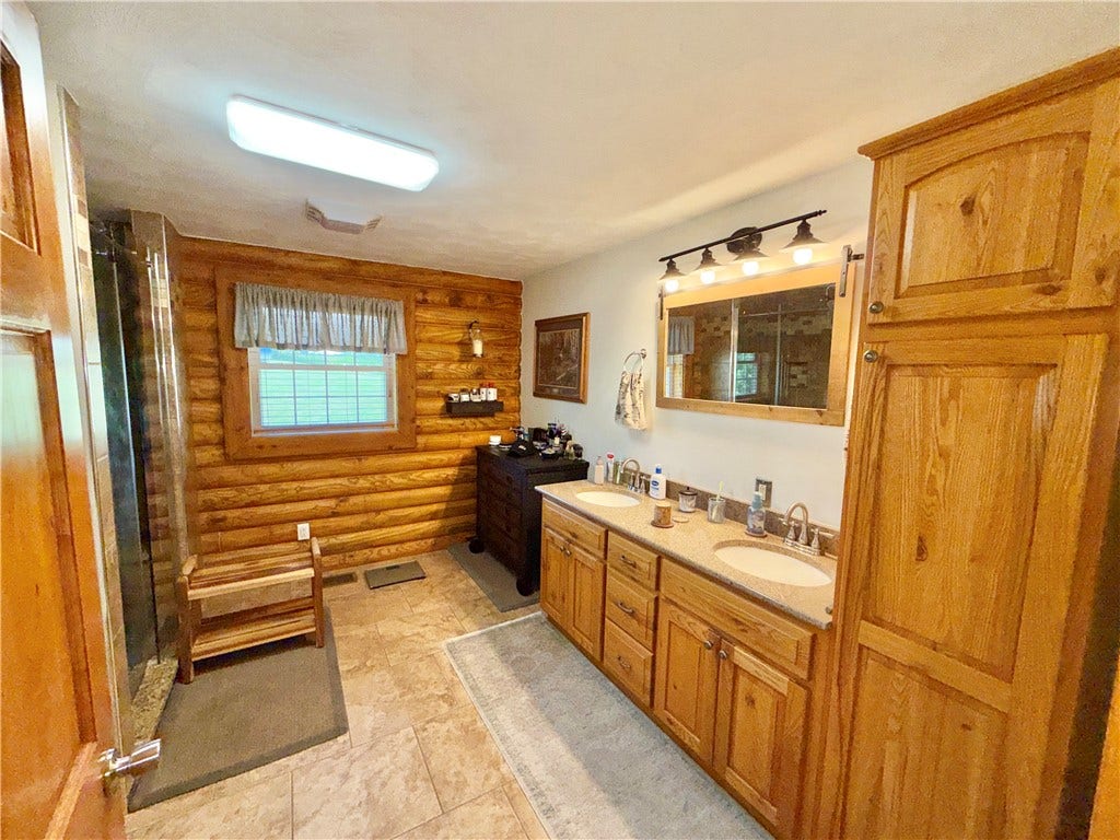 314 Denney Road, Uniontown, PA 15401