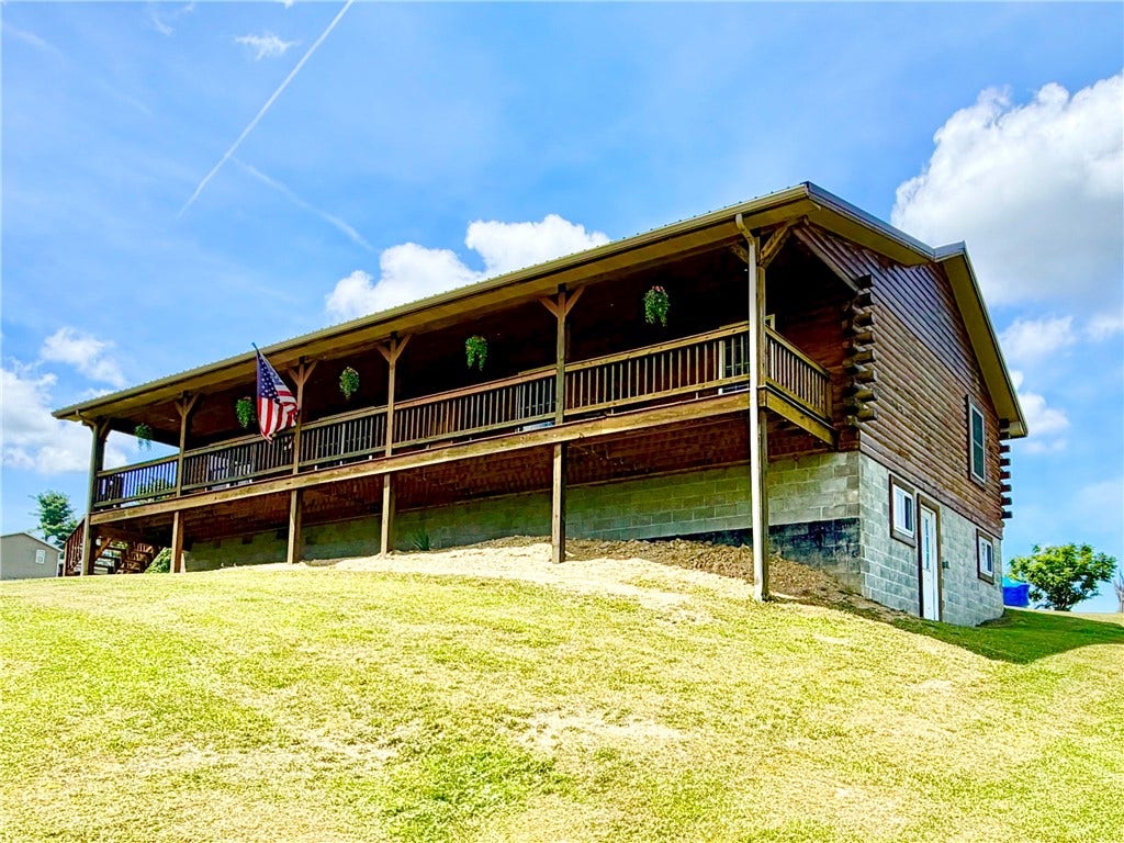 314 Denney Road, Uniontown, PA 15401