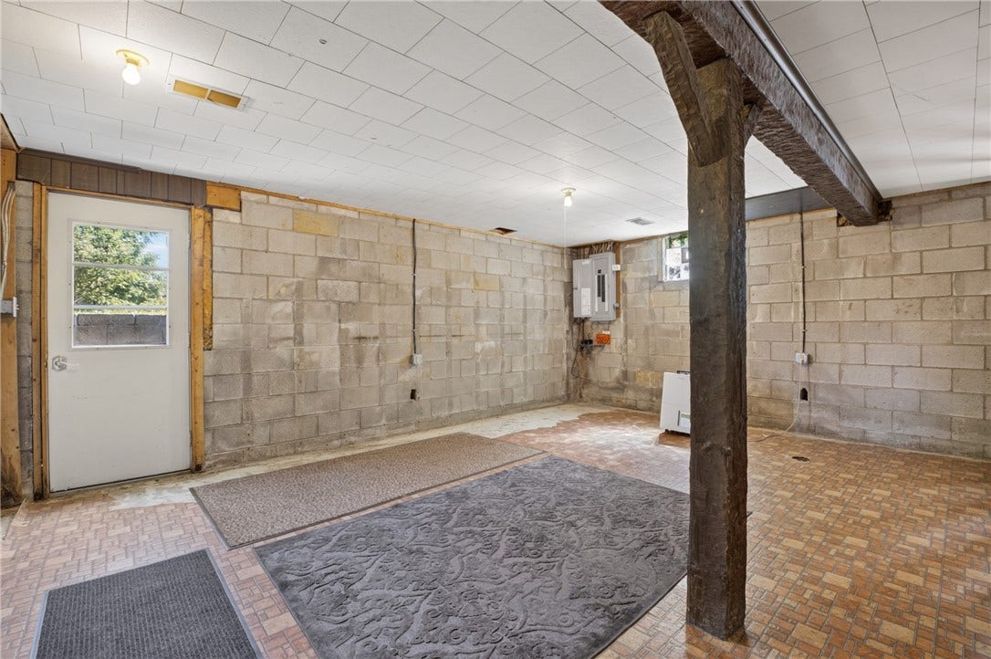 150 Melissa Drive, Mount Pleasant, PA 15666