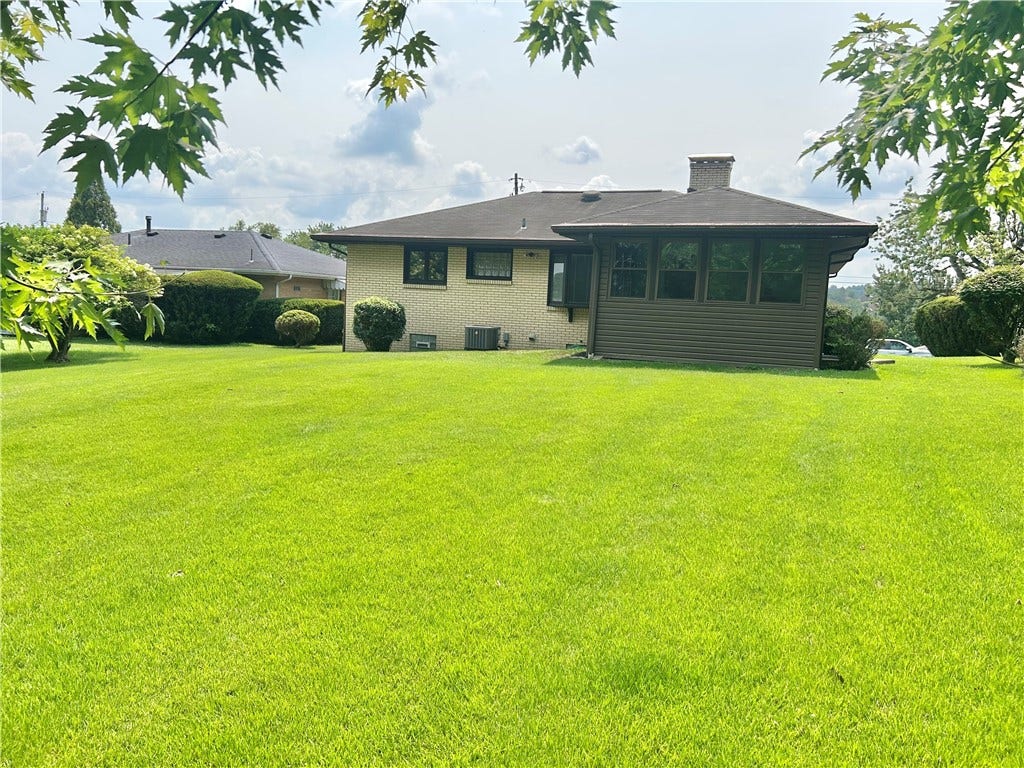 1873 Virginia Via, Washington, PA 15301