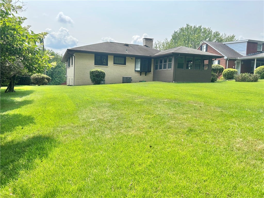1873 Virginia Via, Washington, PA 15301
