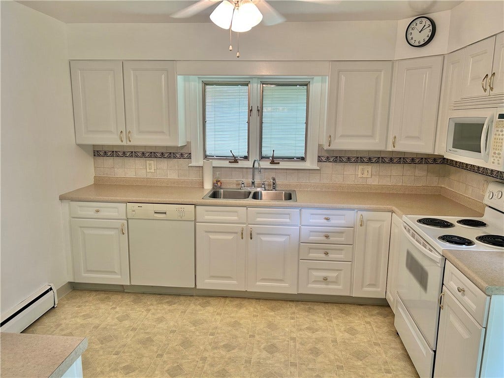 1873 Virginia Via, Washington, PA 15301