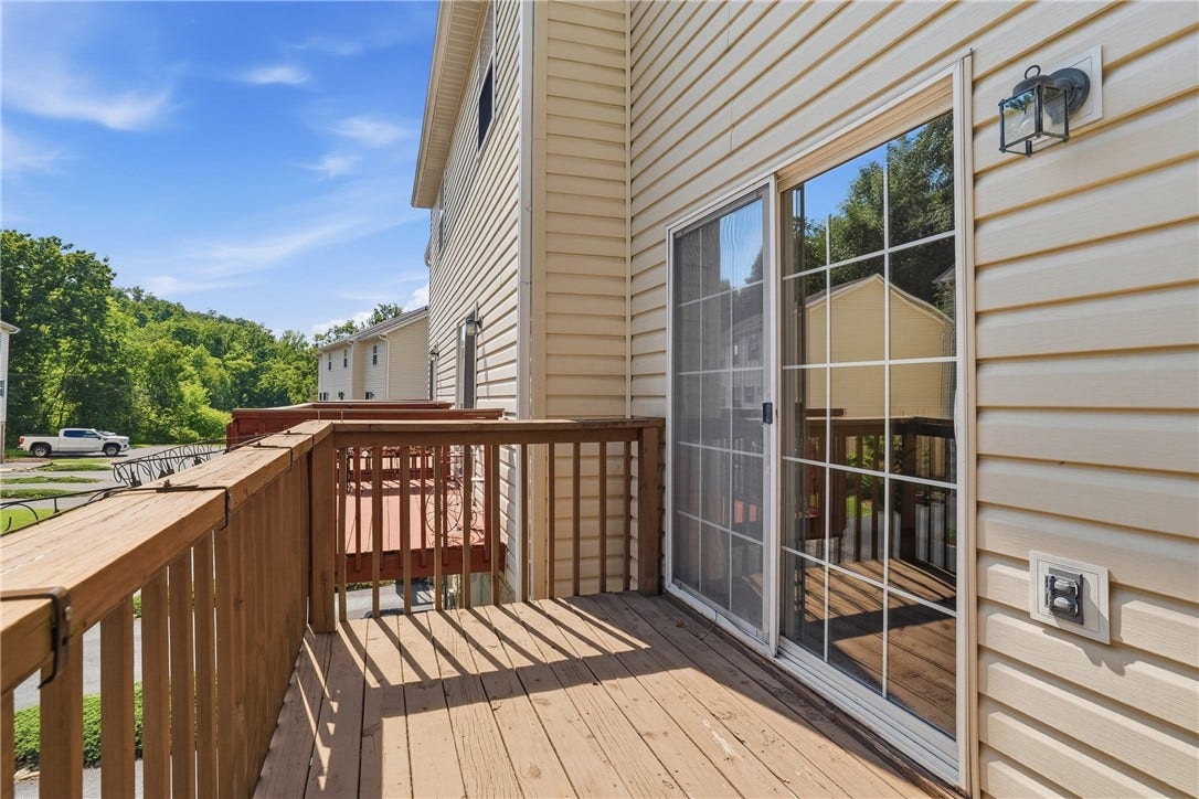 822 Mount Pleasant Rd, Greensburg, PA 15601