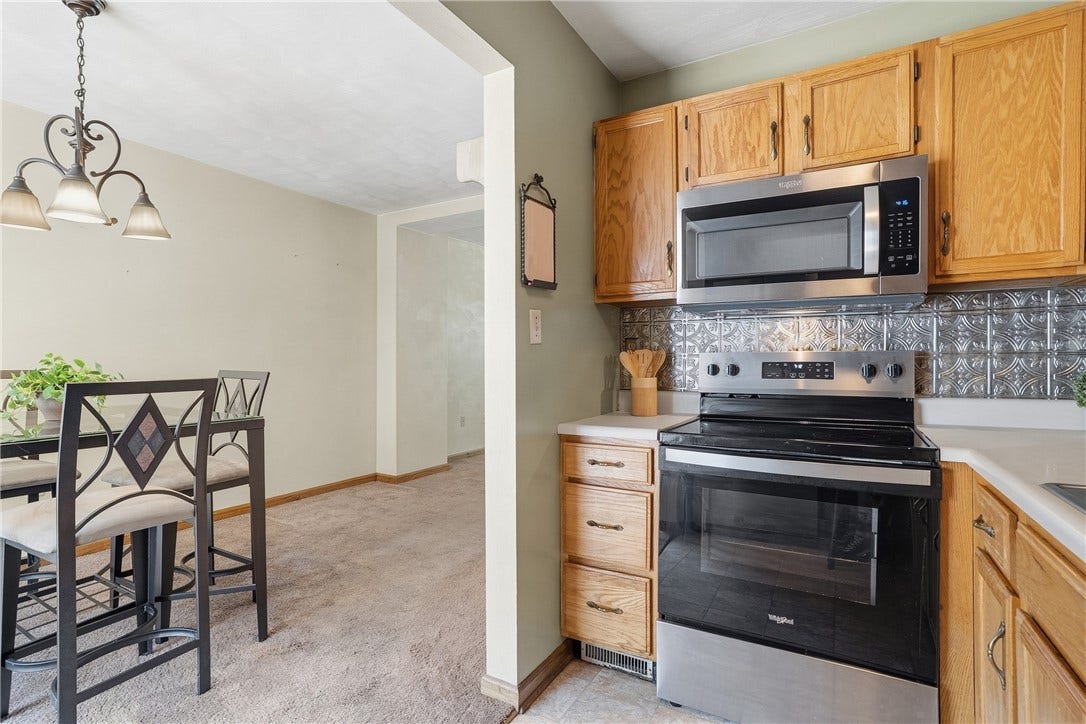 822 Mount Pleasant Rd, Greensburg, PA 15601
