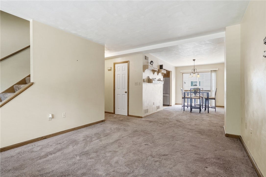 822 Mount Pleasant Rd, Greensburg, PA 15601