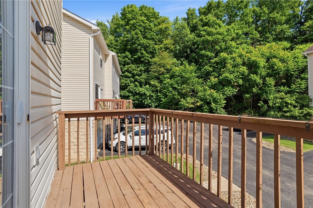 822 Mount Pleasant Rd, Greensburg, PA 15601