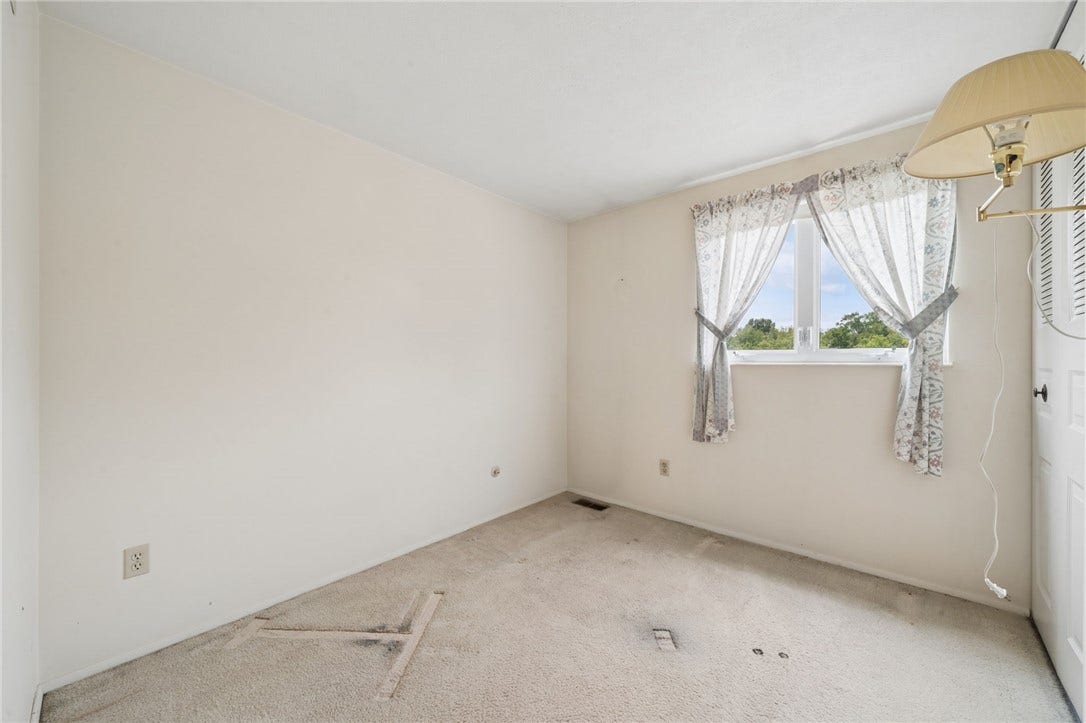 132 Tippecanoe Dr, Greensburg, PA 15601
